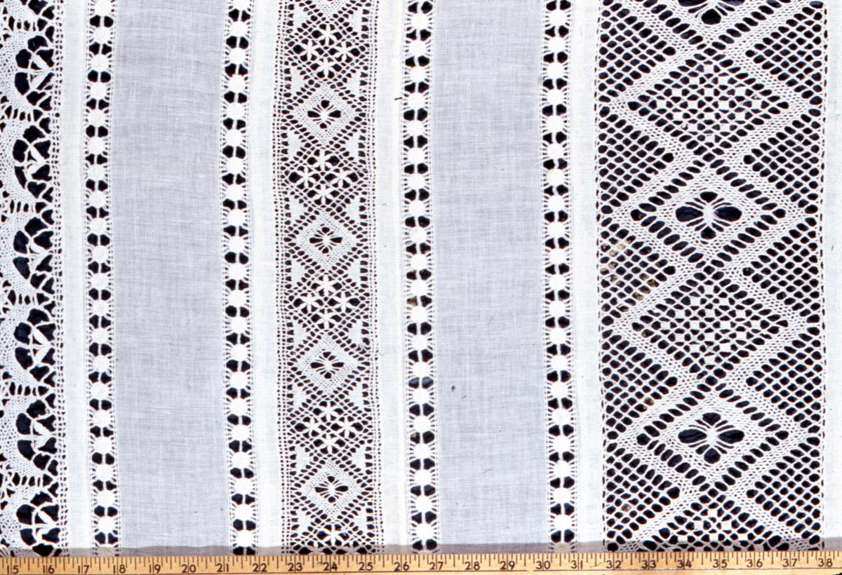 1969.3767 Table cover