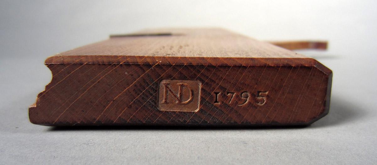 1957.0093.099 A Molding plane, Mark