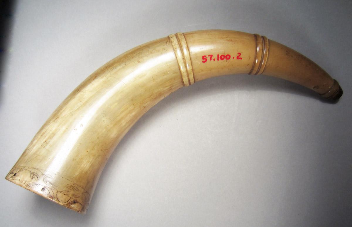 1957.0100.002 Powder horn, Base