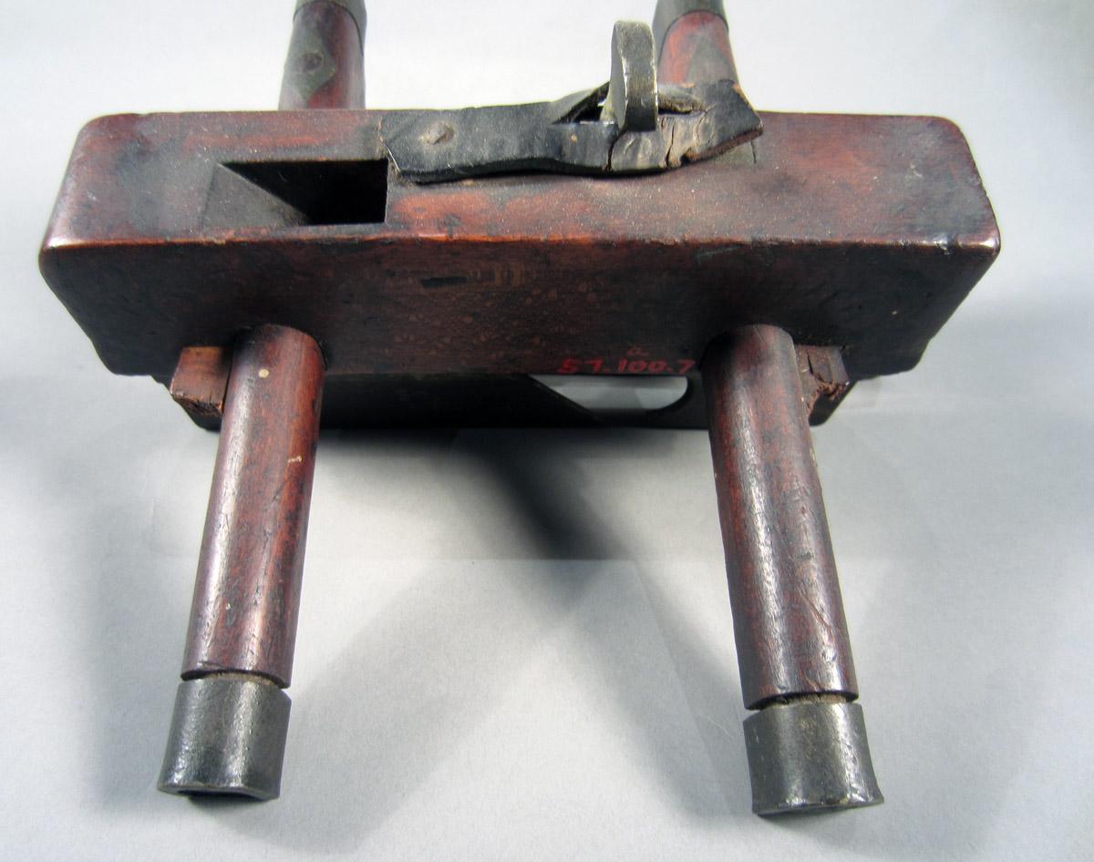 1957.0100.007 A-D Grooving plane, Top view