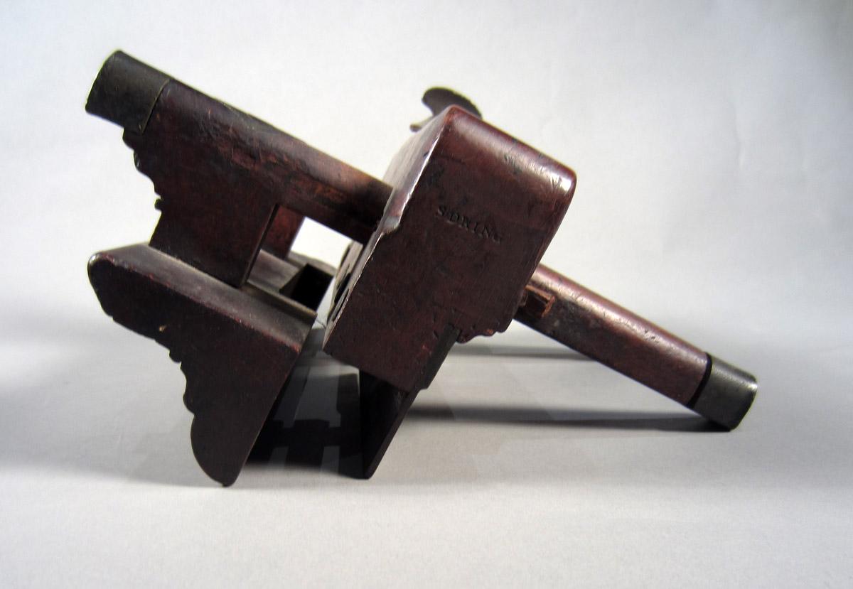 1957.0100.007 A-D Grooving plane, Side