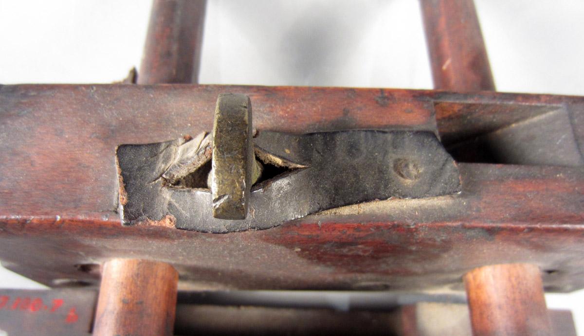 1957.0100.007 A-D Grooving plane, Thumbscrew