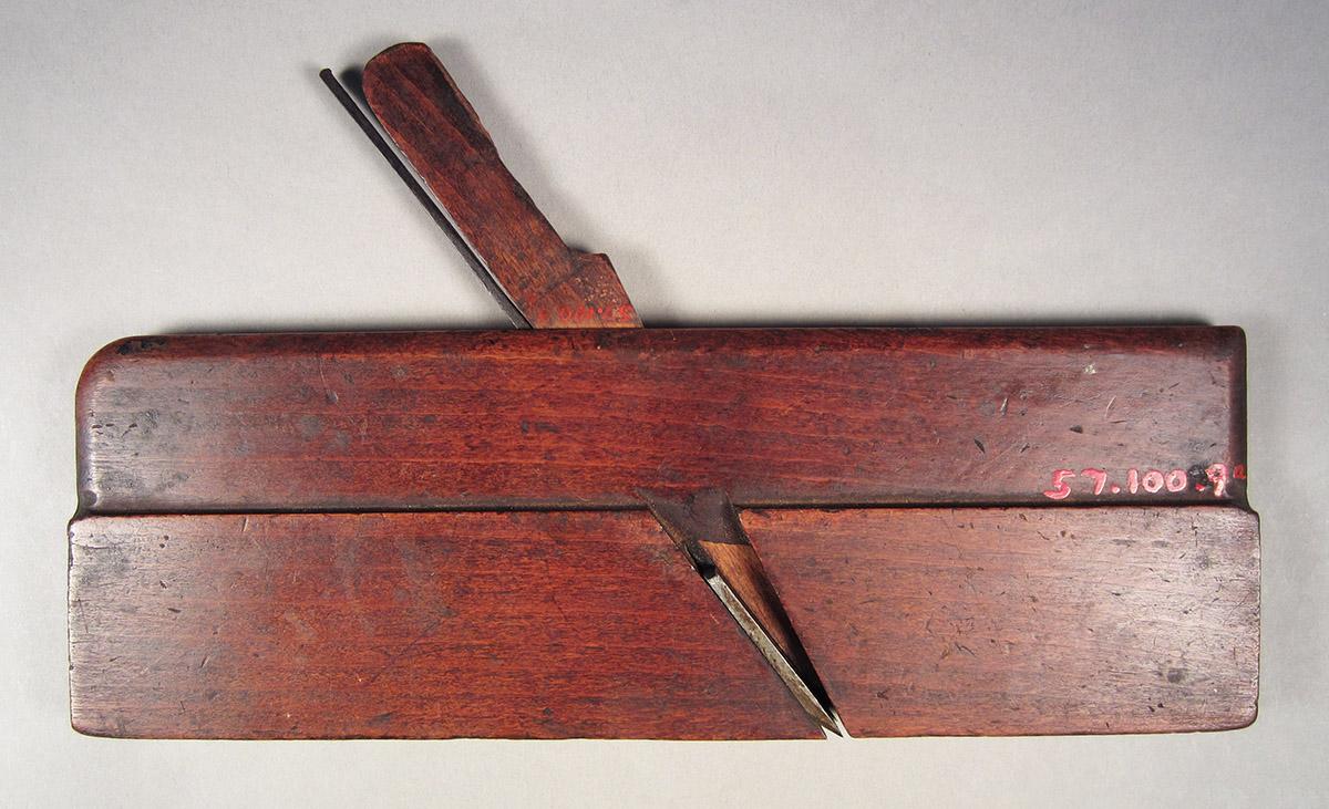 1957.0100.009 A-C, Bead plane, overall side 1