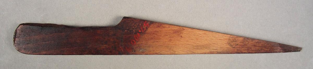 1957.0100.009 A-C, Bead plane, wedge side 1