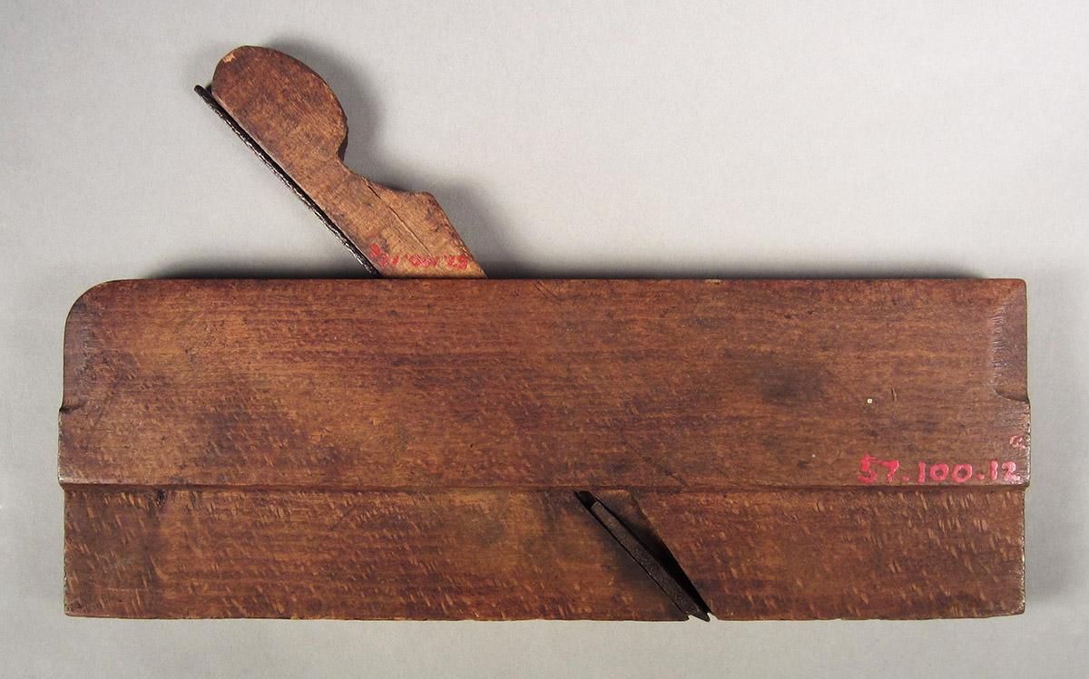 1957.0100.012 A-C, Hollow plane, overall side 1