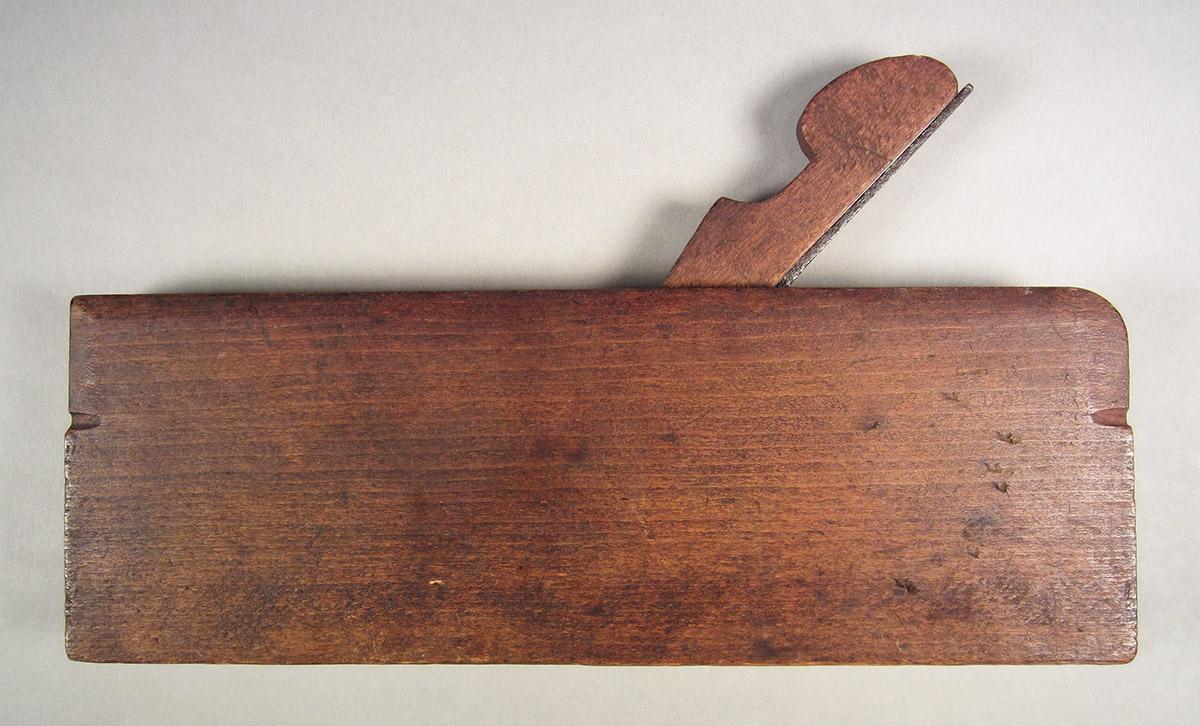 1957.0100.013 A-C, Molding plane, overall side 2