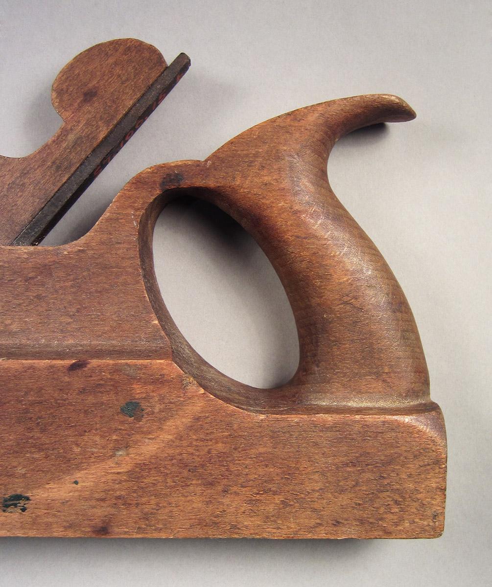 1957.0100.015 A-C, Groove plane, handle