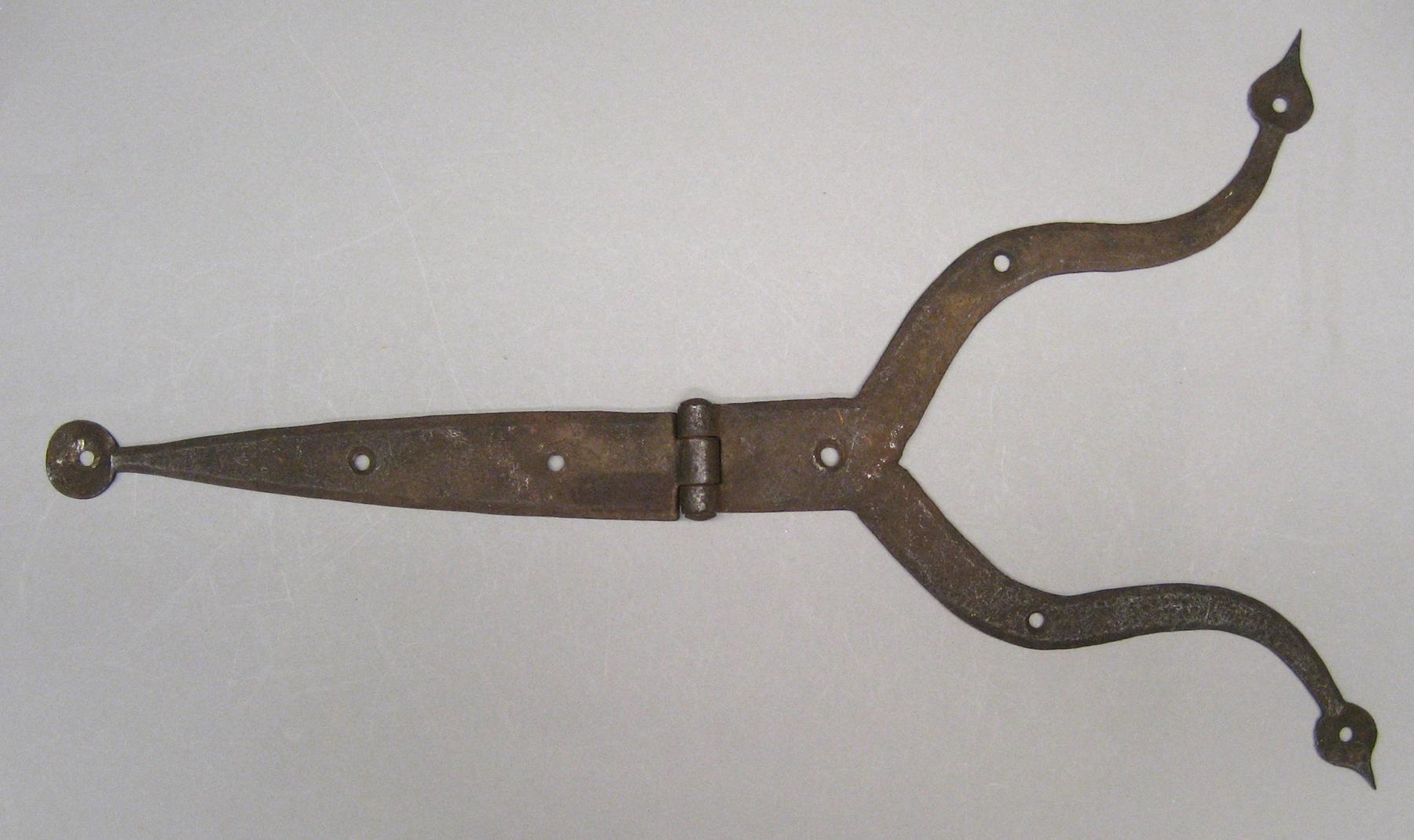 1969.3867 Hinge