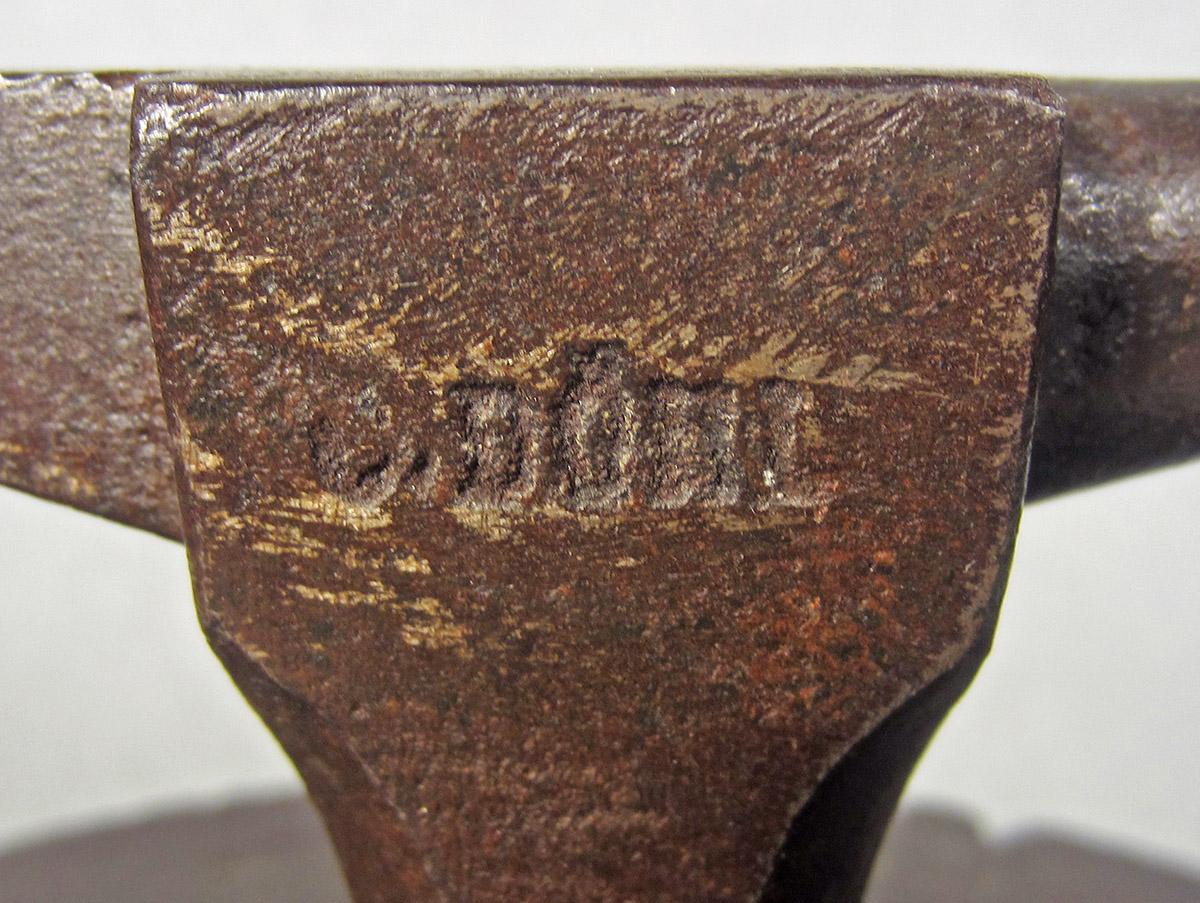 1957.0101.001, Anvil, mark