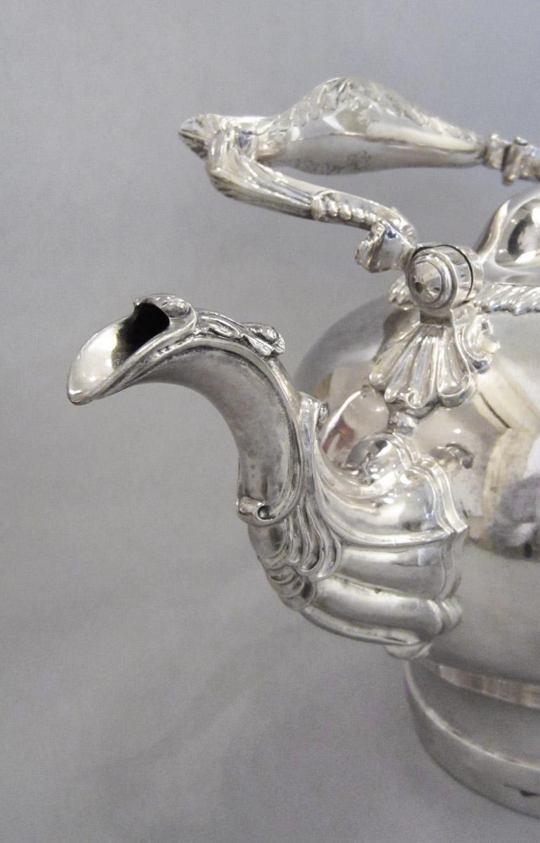1951.0050 A Kettle, detail 2