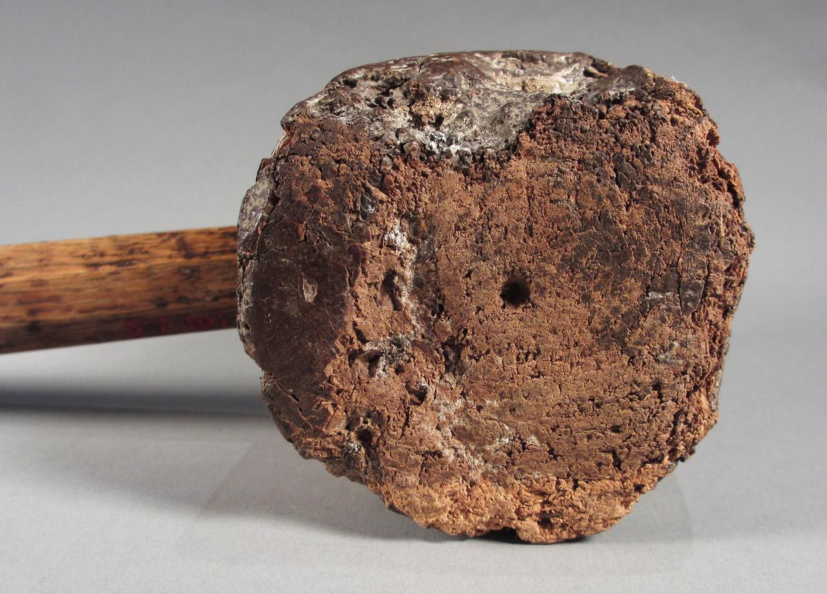 1957.0101.003 Mallet, head side 3
