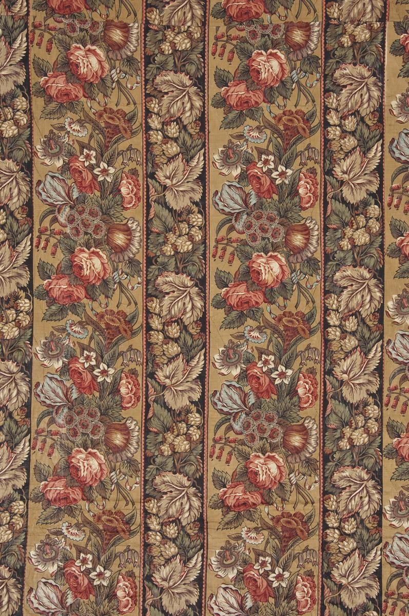 T206 Quilt, Wholecloth quilt design repeat