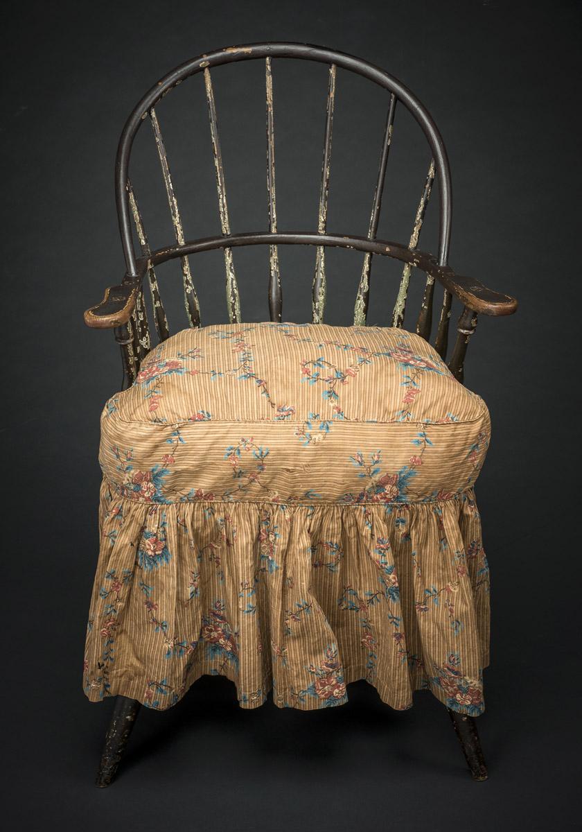 1957.0107.001, 1987.0059 Chair, Windsor Armchair and slipcover (view 2)