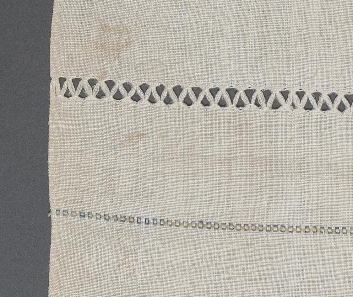 1957.0117 Towel, detail 10