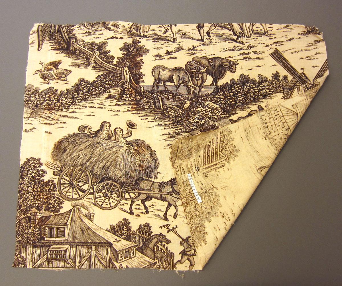 1969.4123.003 Textile, printed folded corner
