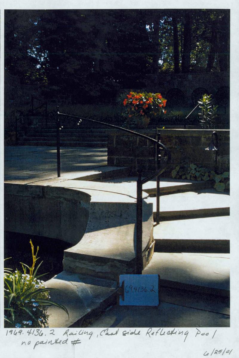 1969.4136.002 Railing
