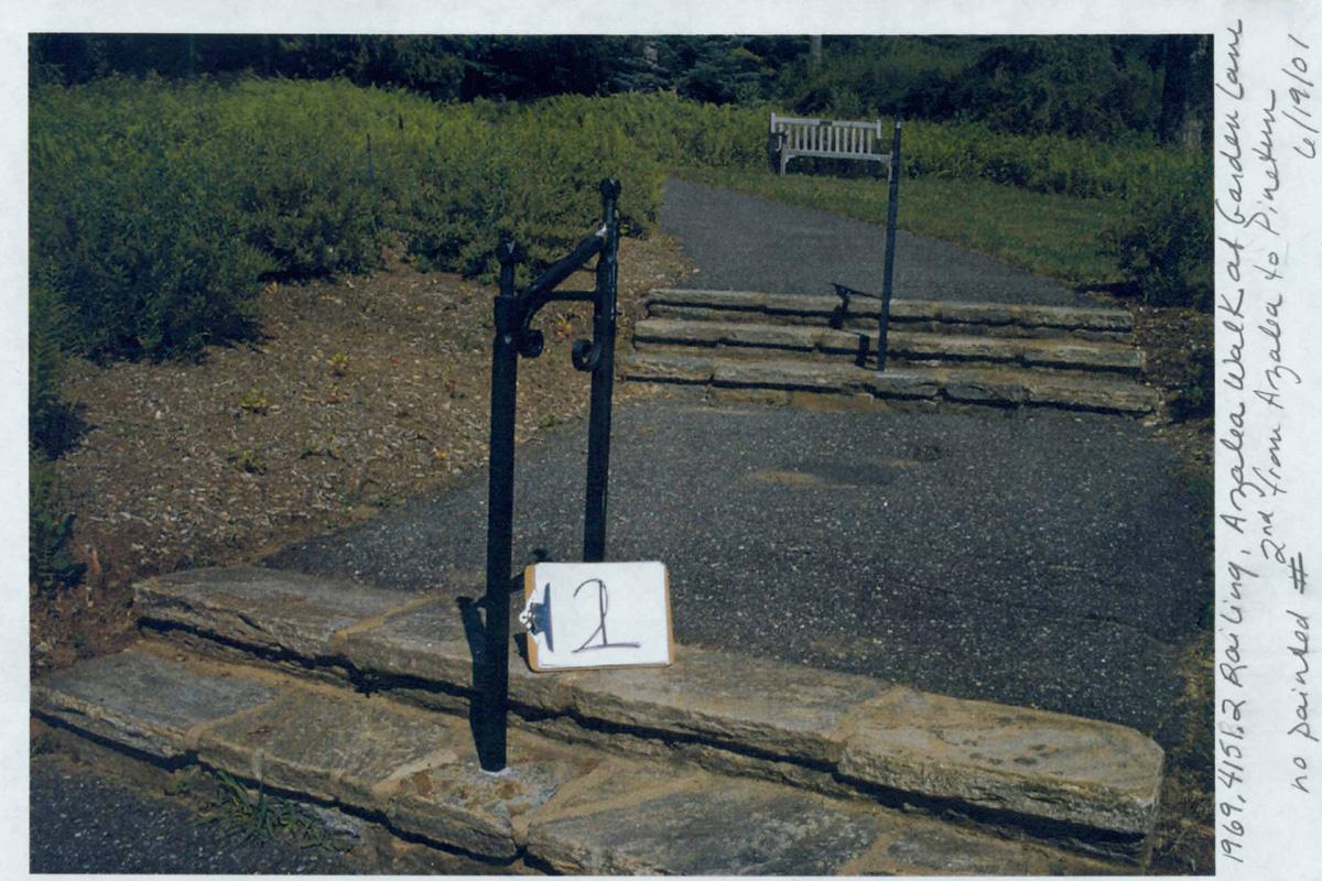 1969.4151.002 Railing