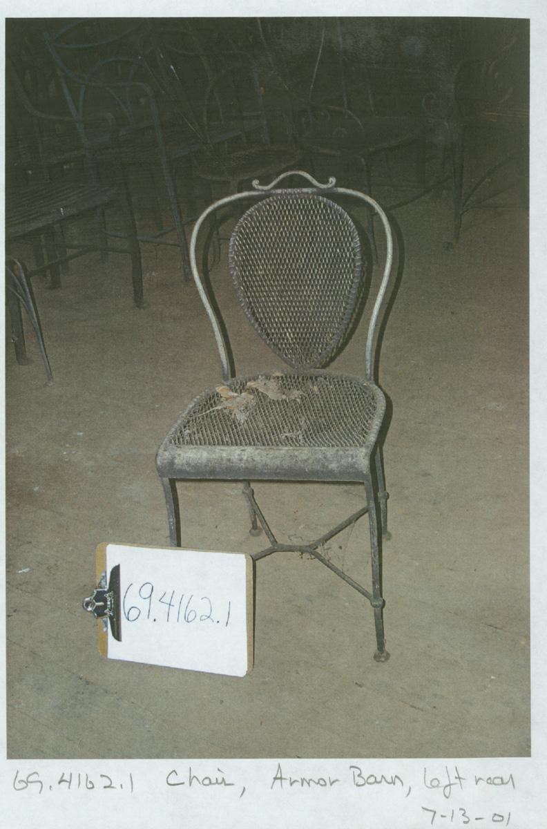 1969.4162.001 Chair