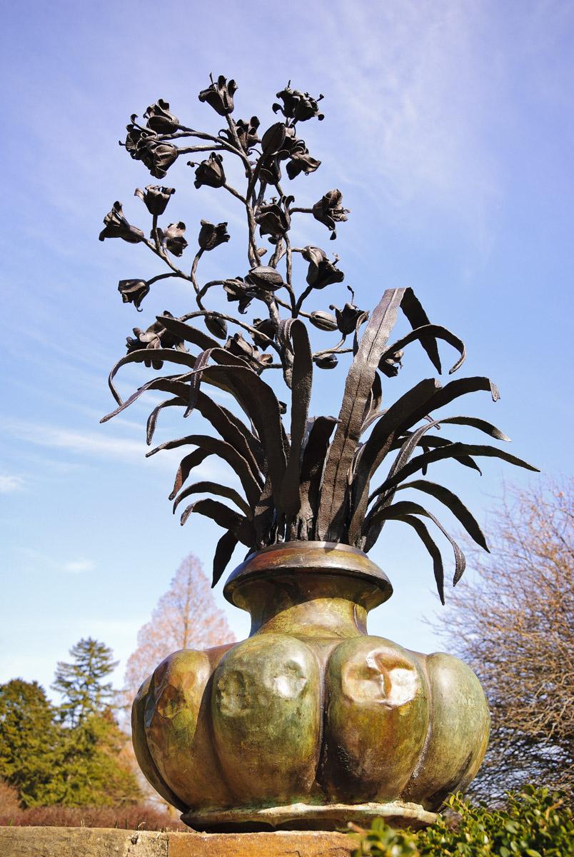 1969.4178.001, .002 Floral sculpture (view 2)