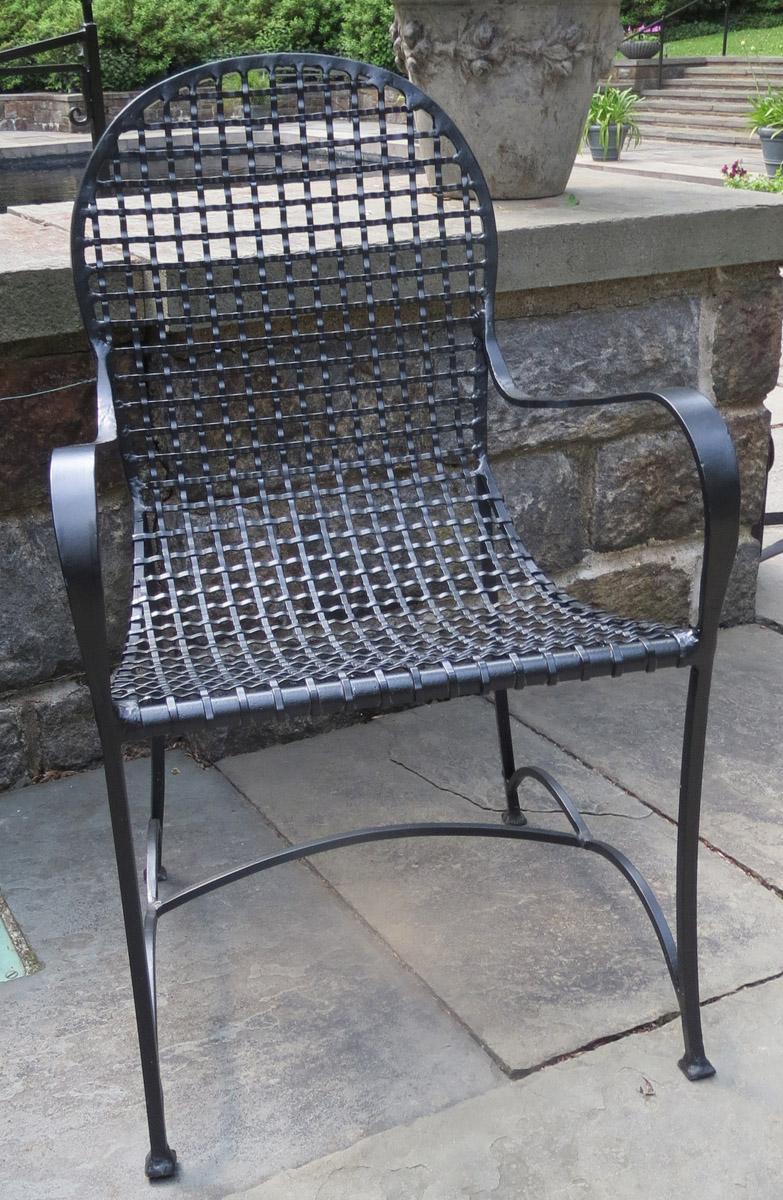 1969.4191.004 chair front view