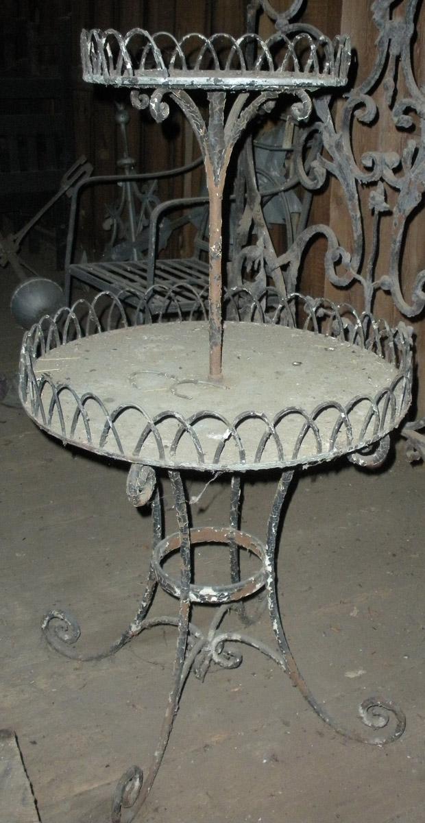 1969.4214 stand