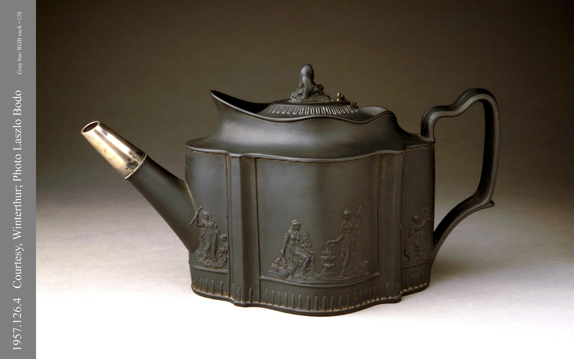 1957.0126.004 Teapot