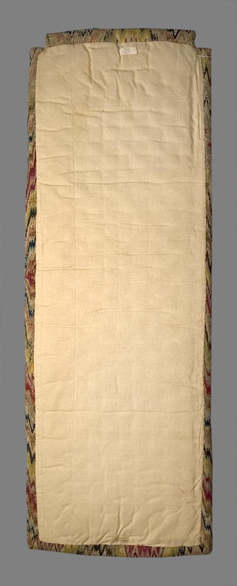 1969.4350.001 Cushion, Mattress, Verso