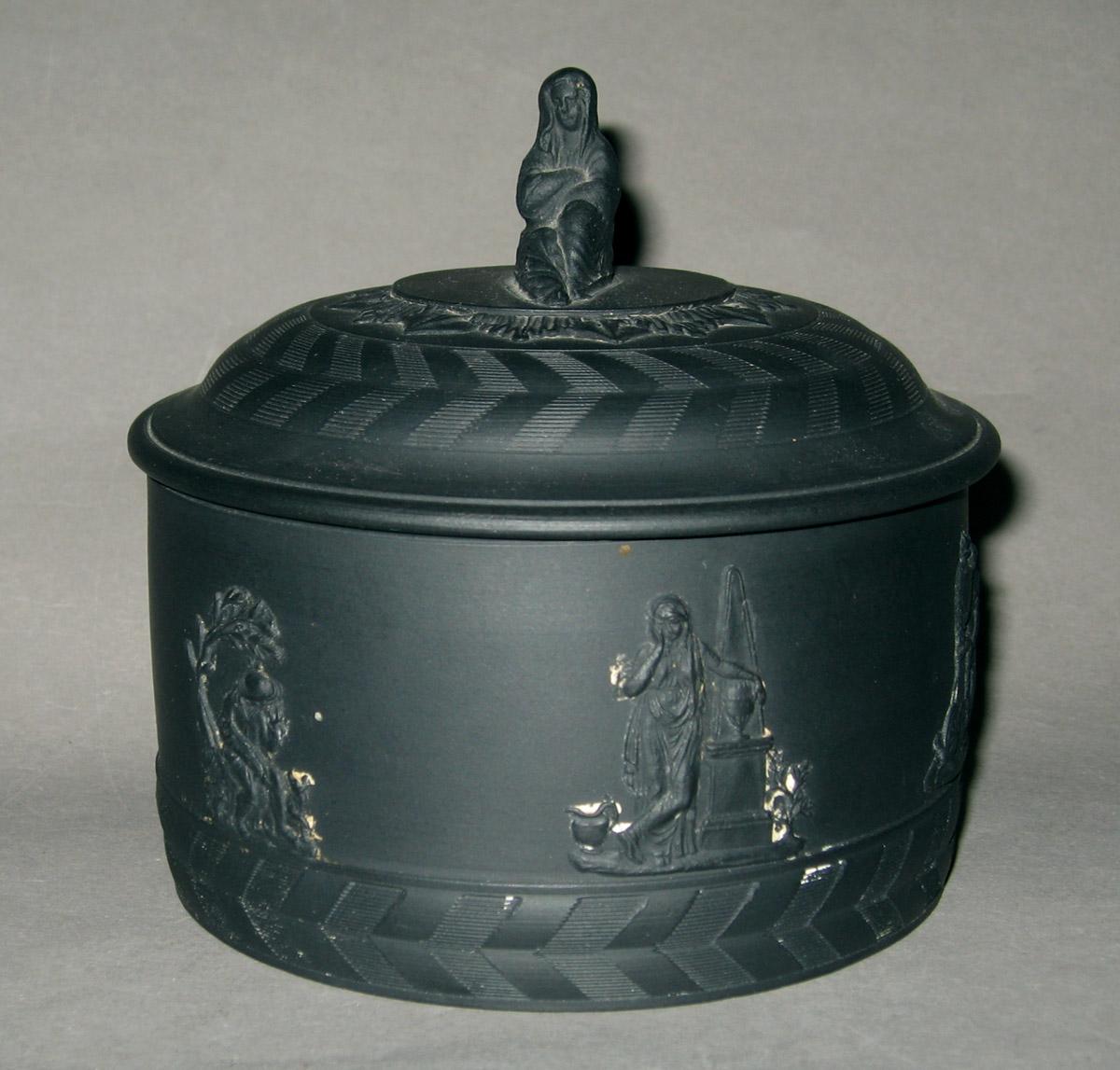 1957.0126.007 A, B Black basalt sugar box