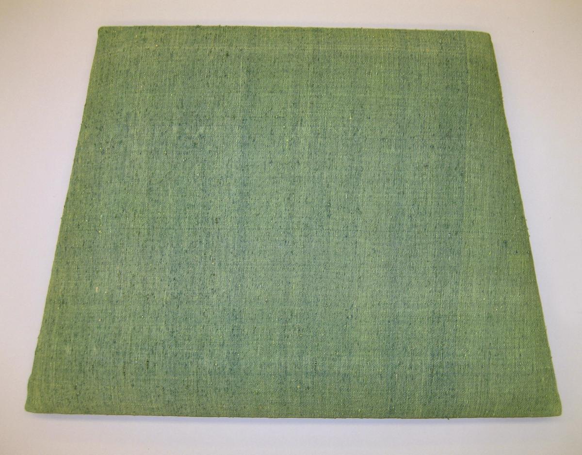 1969.4352 Slip seat