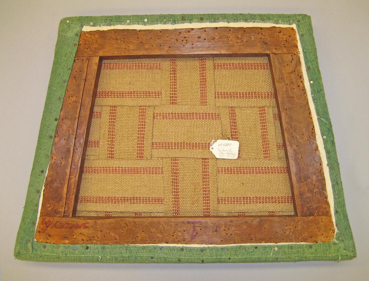 1969.4352 Slip seat, reverse