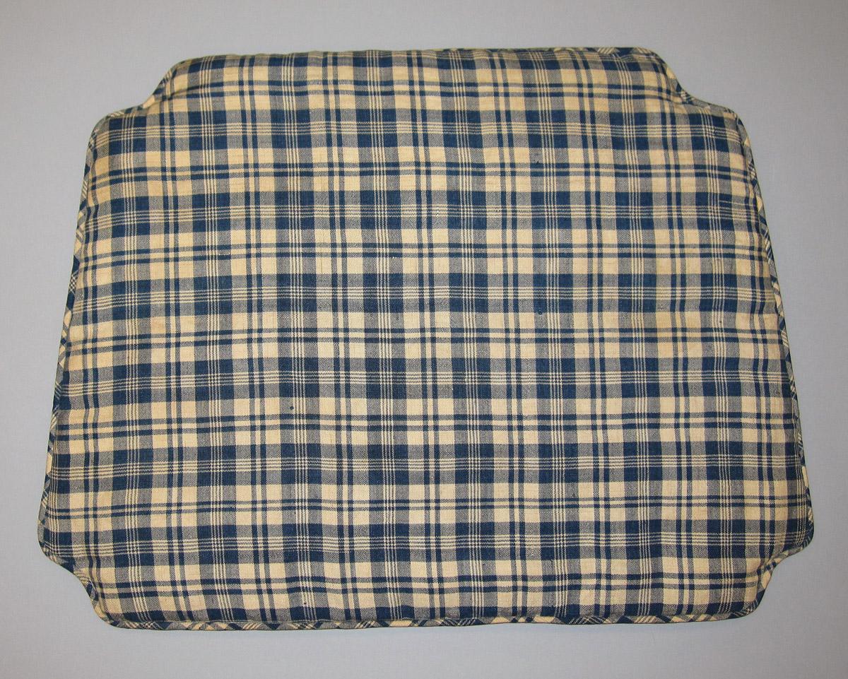1969.4517 Cushion, chair pad
