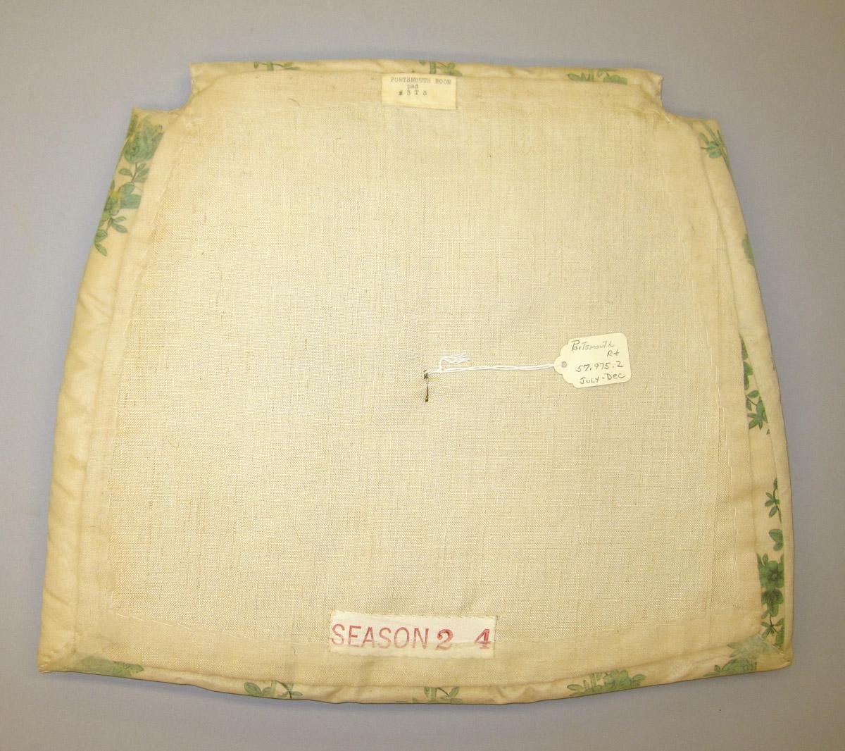 1969.4532 Cushion, underside