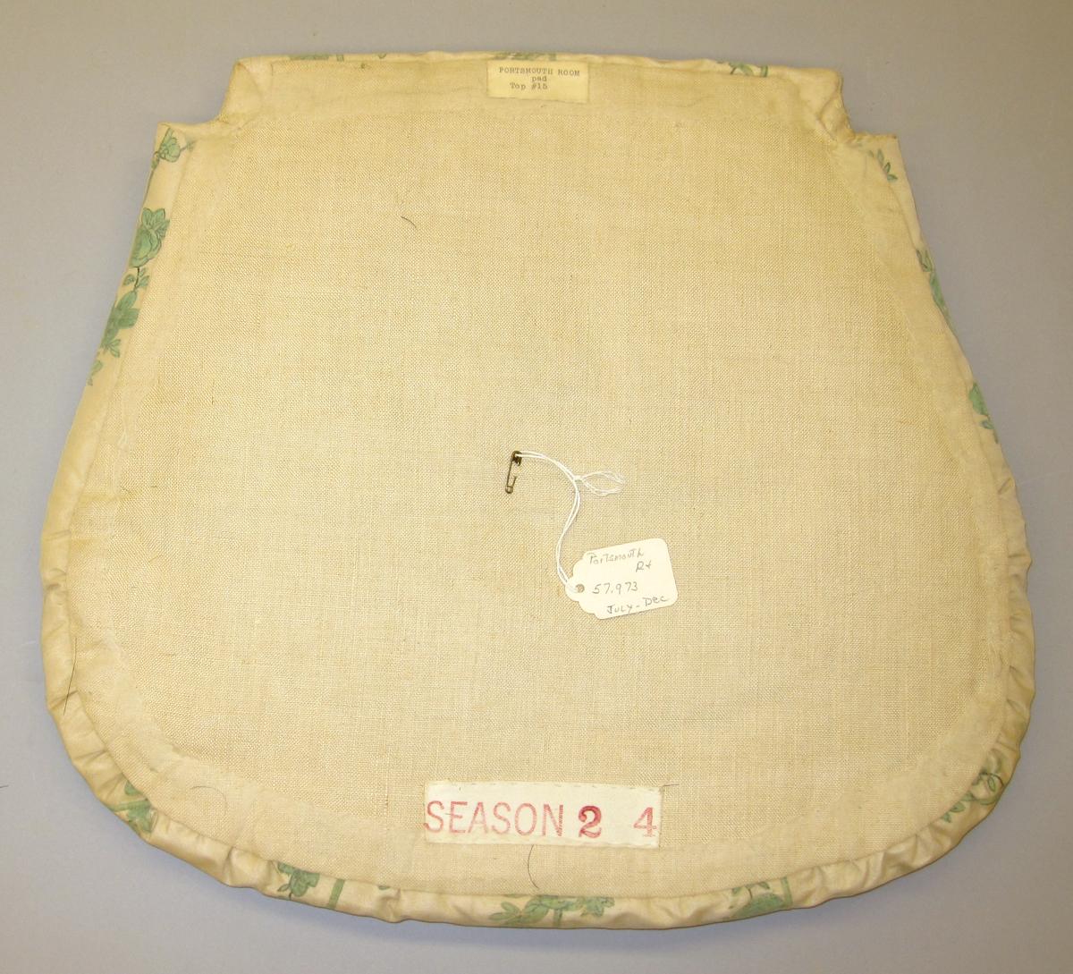 1969.4533 Cushion, chair pad reverse