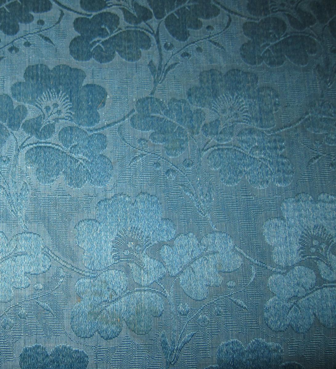 1969.4603 Slip seat detail