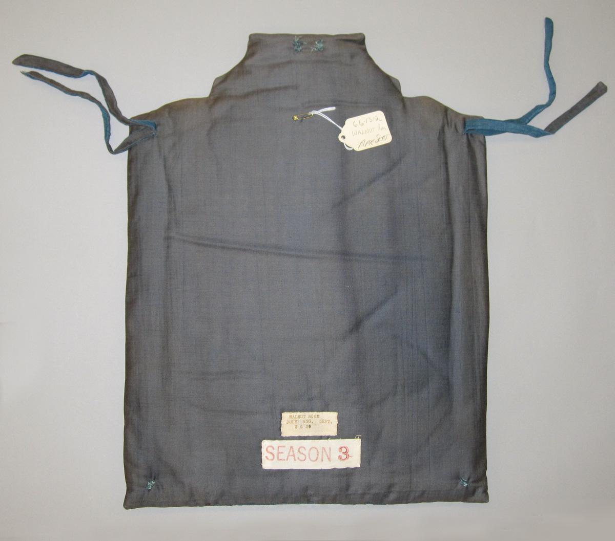 1969.4605 Cushion reverse