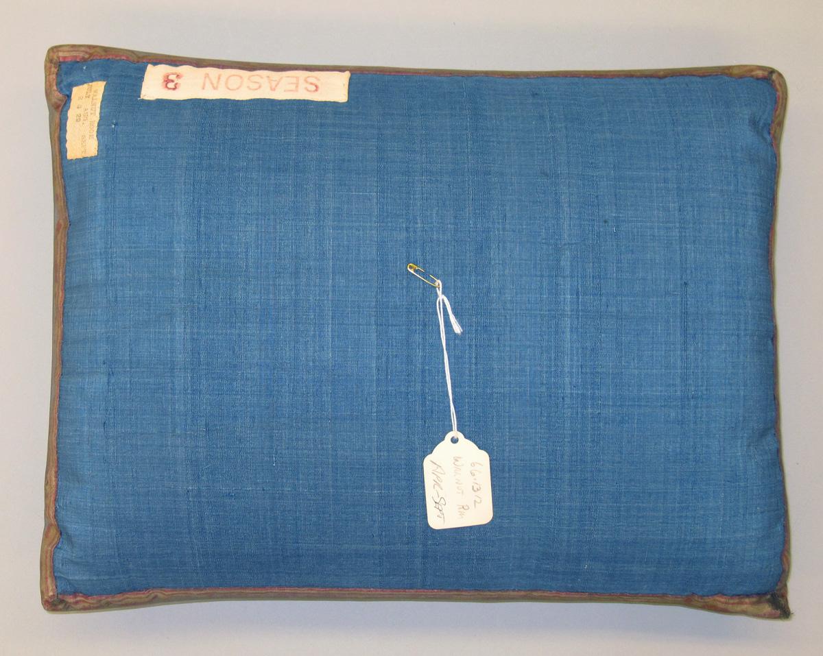 1969.4606 Cushion, pillow reverse