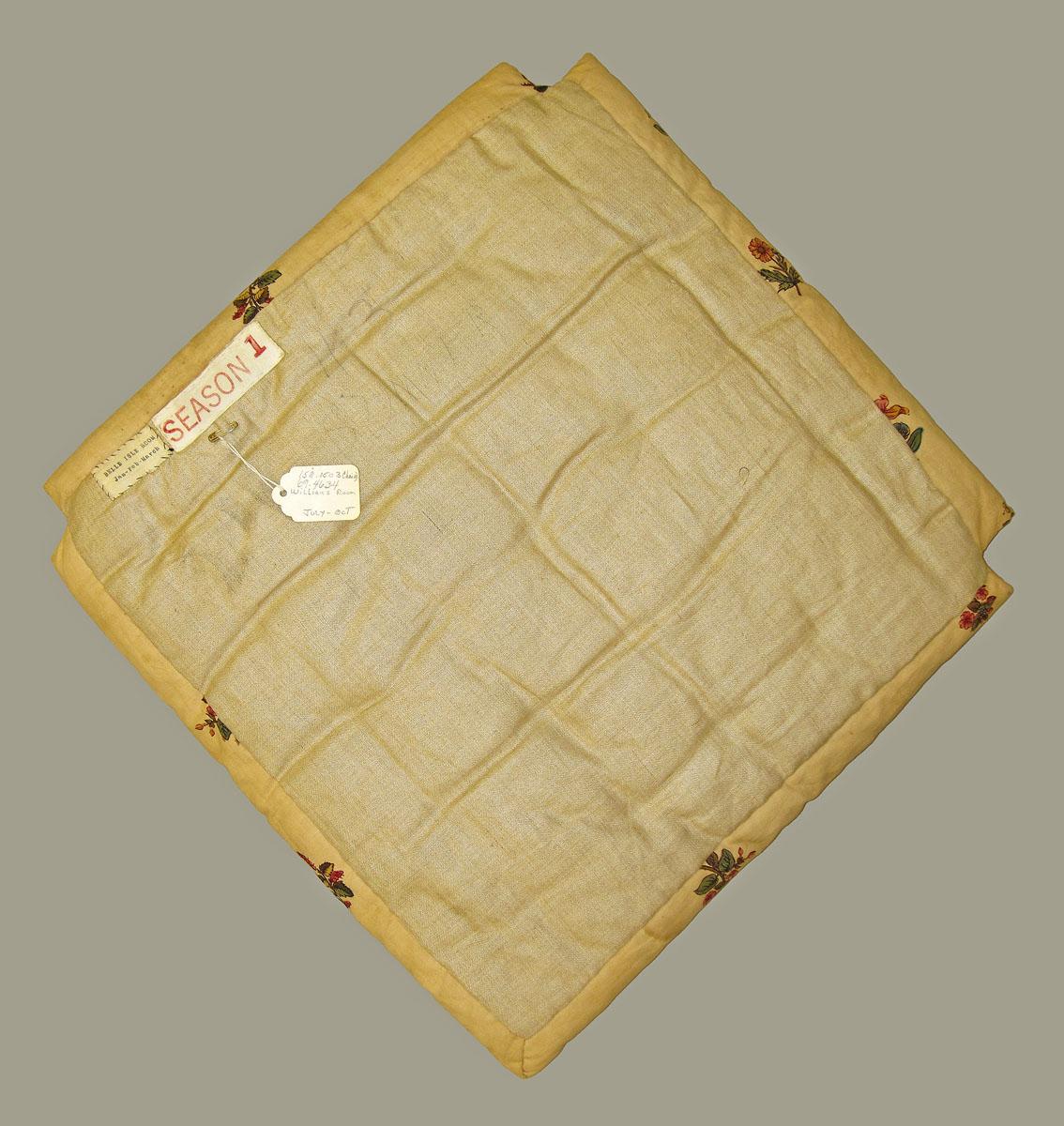 1969.4634 Cushion, underside