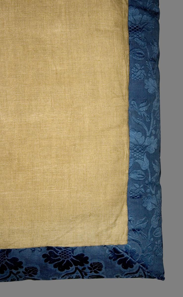 1969.4642 Cushion, Mattress, Verso Detail