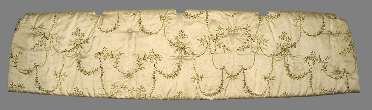1969.4654 Cushion, Mattress