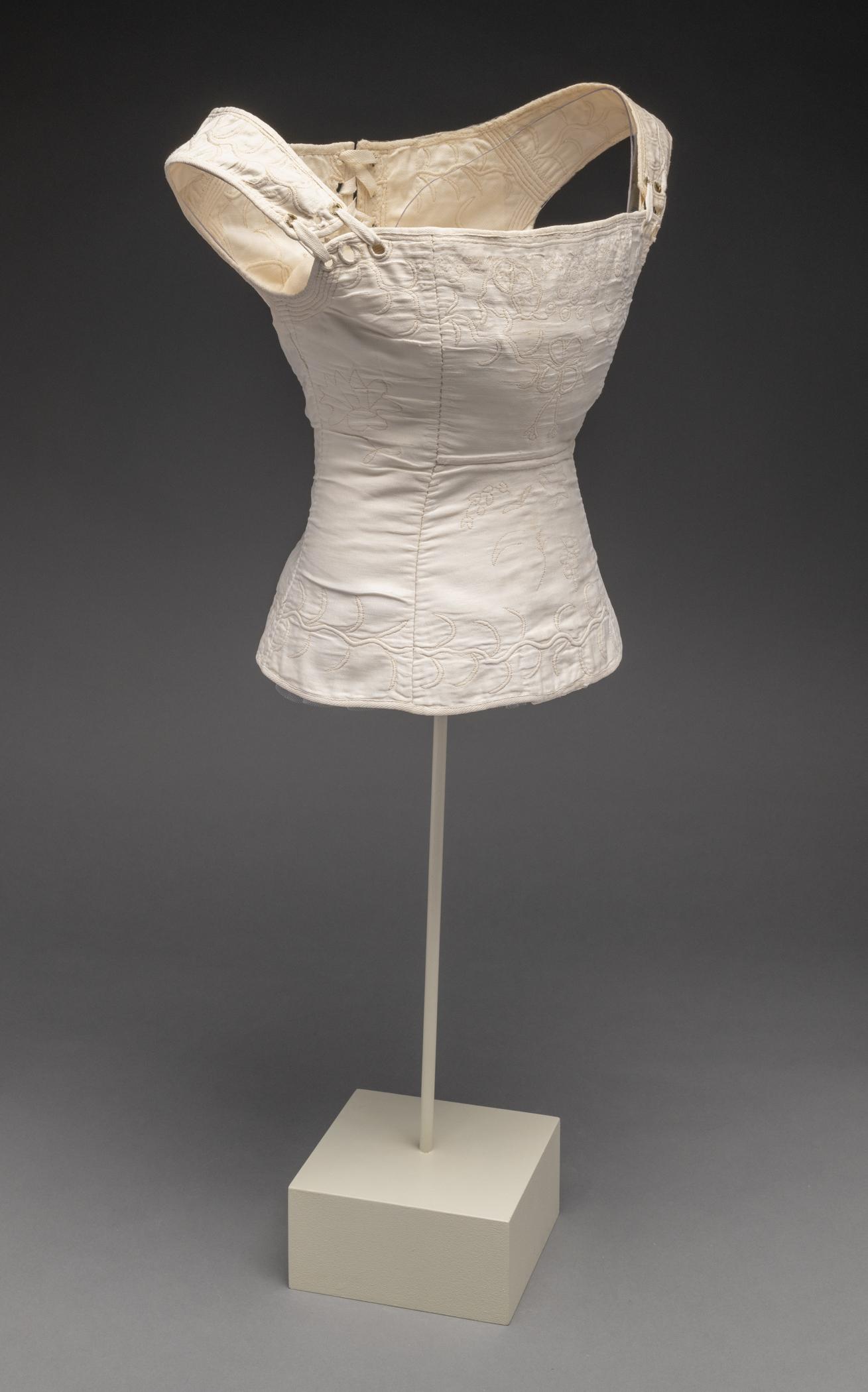 1969.4687 Corset, view 3