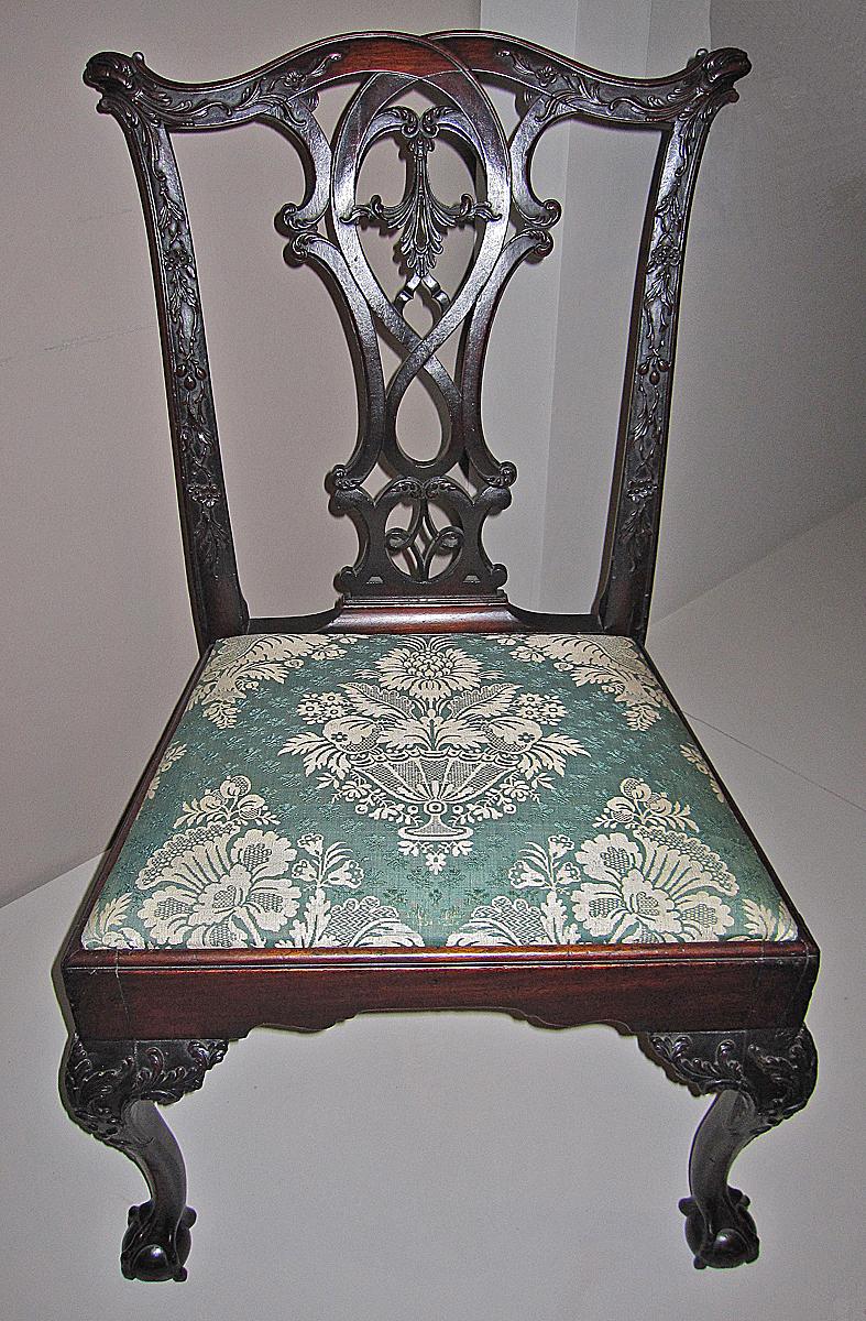 1973.0382 chair view 1