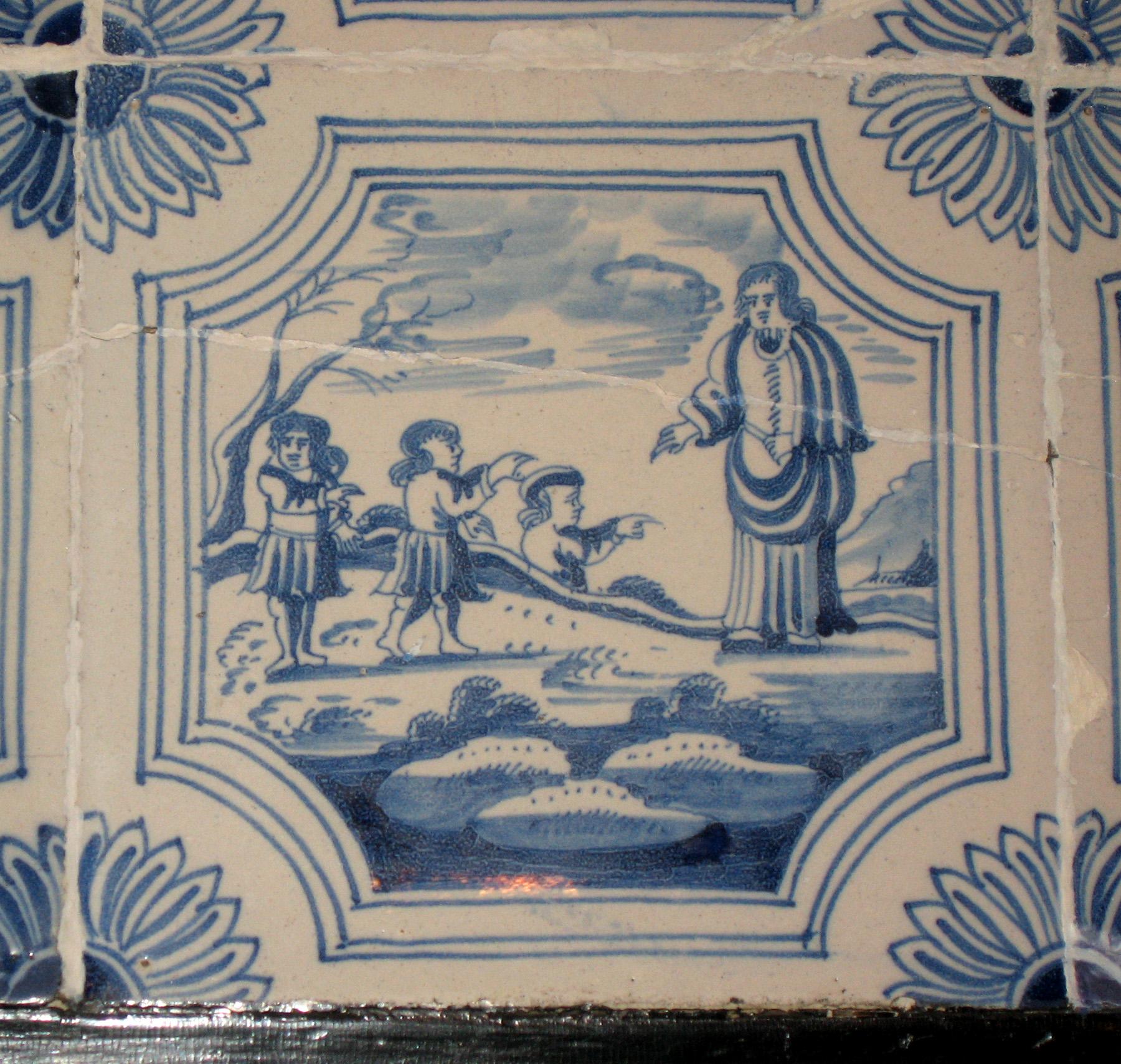 1969.4724.013 Delft tile mounted in table 1958.1507