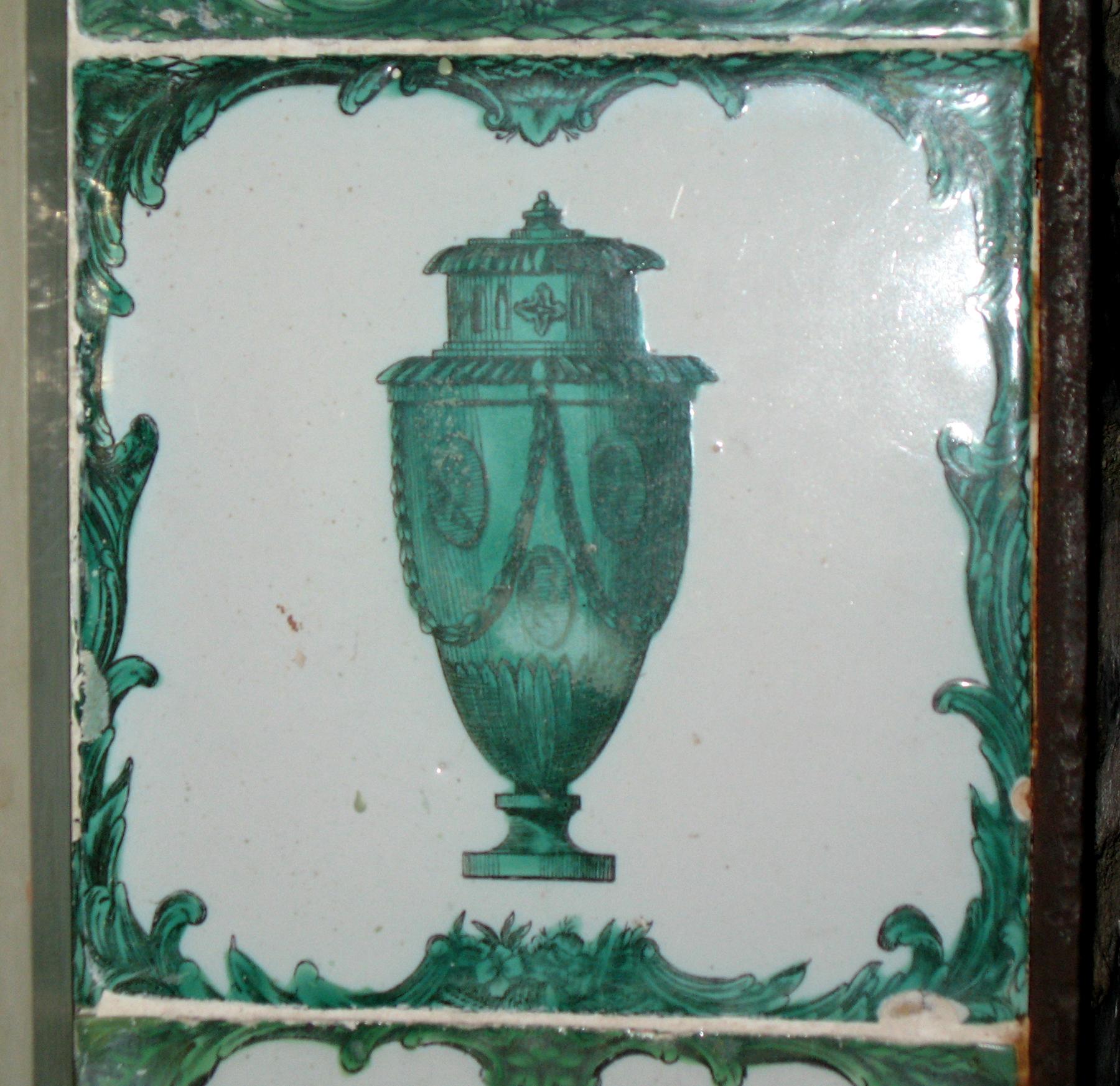 1969.4728.007 Delft tile