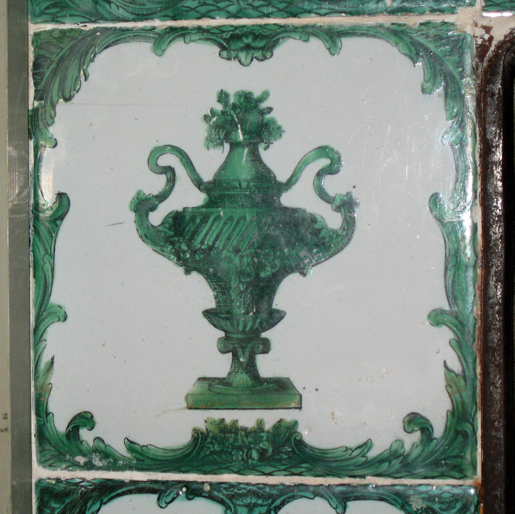 1969.4728.008 Delft tile