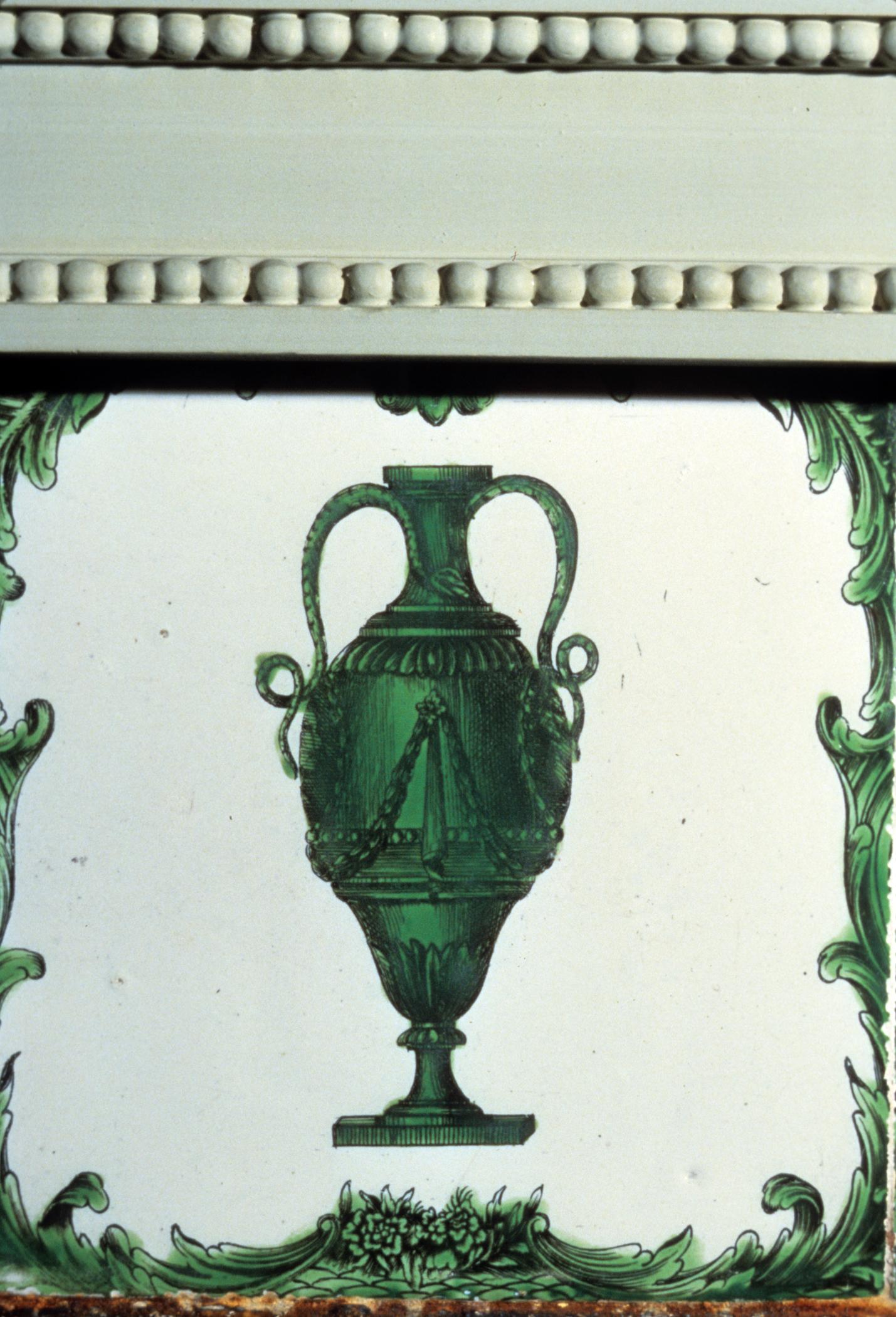 1969.4728.012 Delft tile