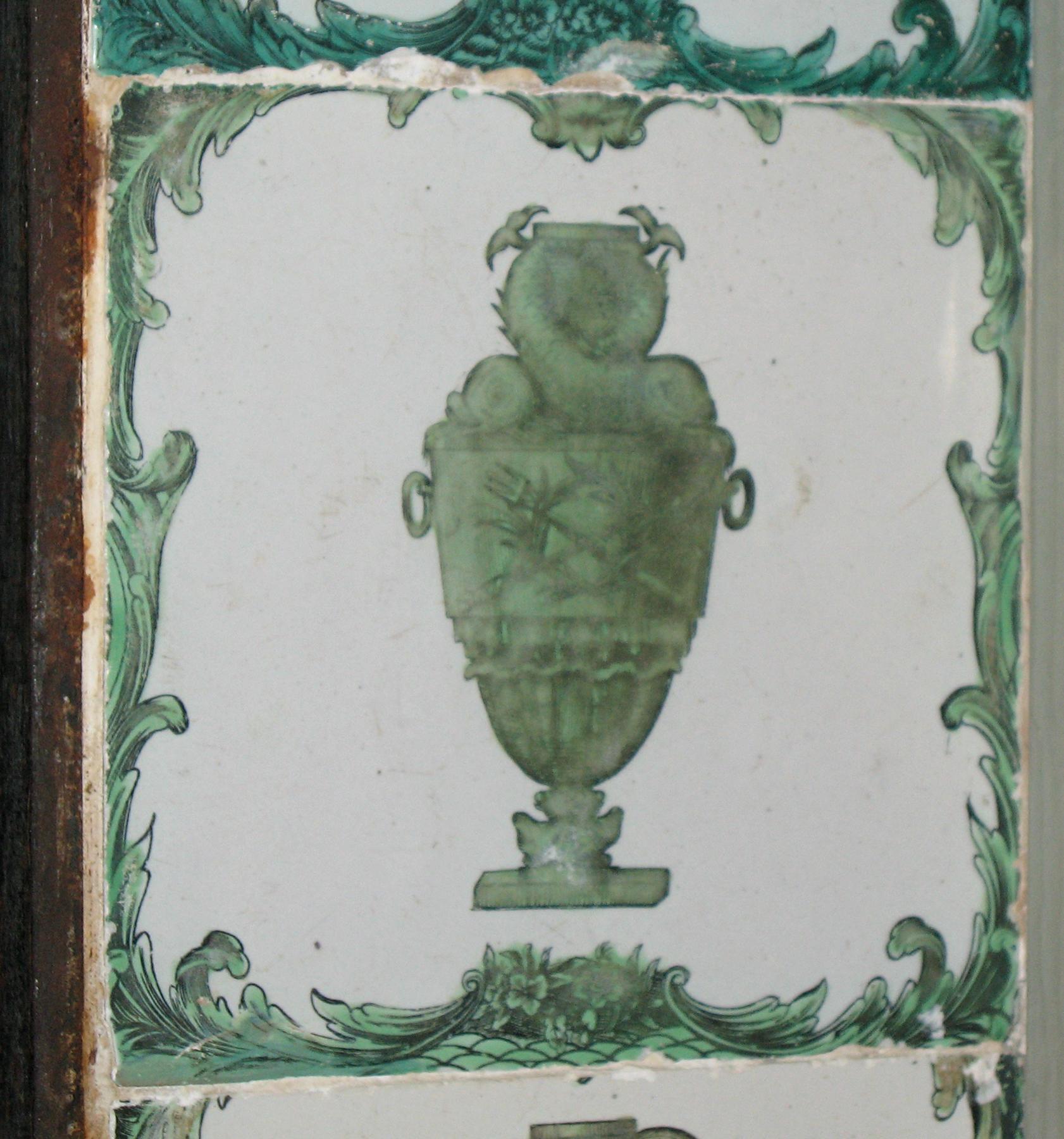 1969.4728.023 Delft tile