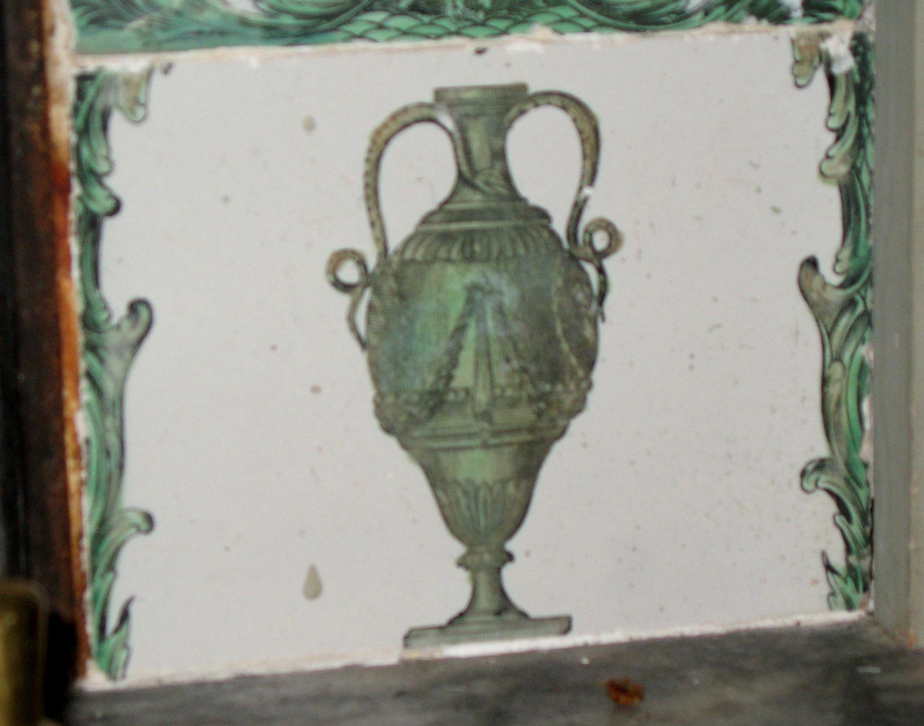 1969.4728.024 Delft tile