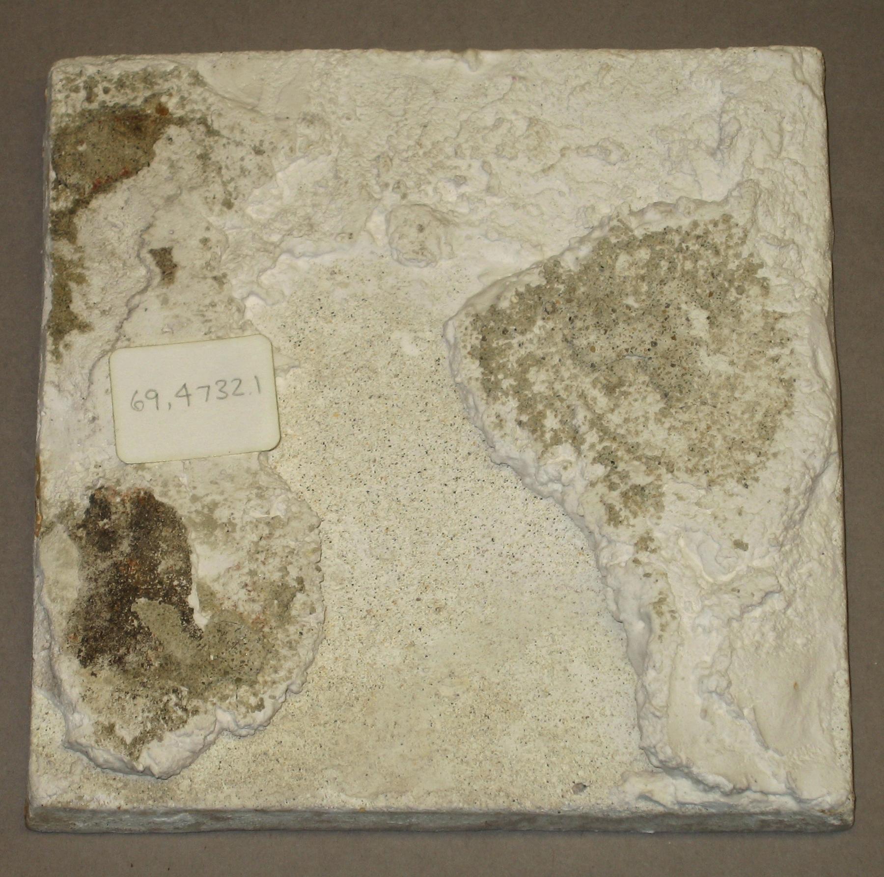 1969.4732.001 Delft tile (back)