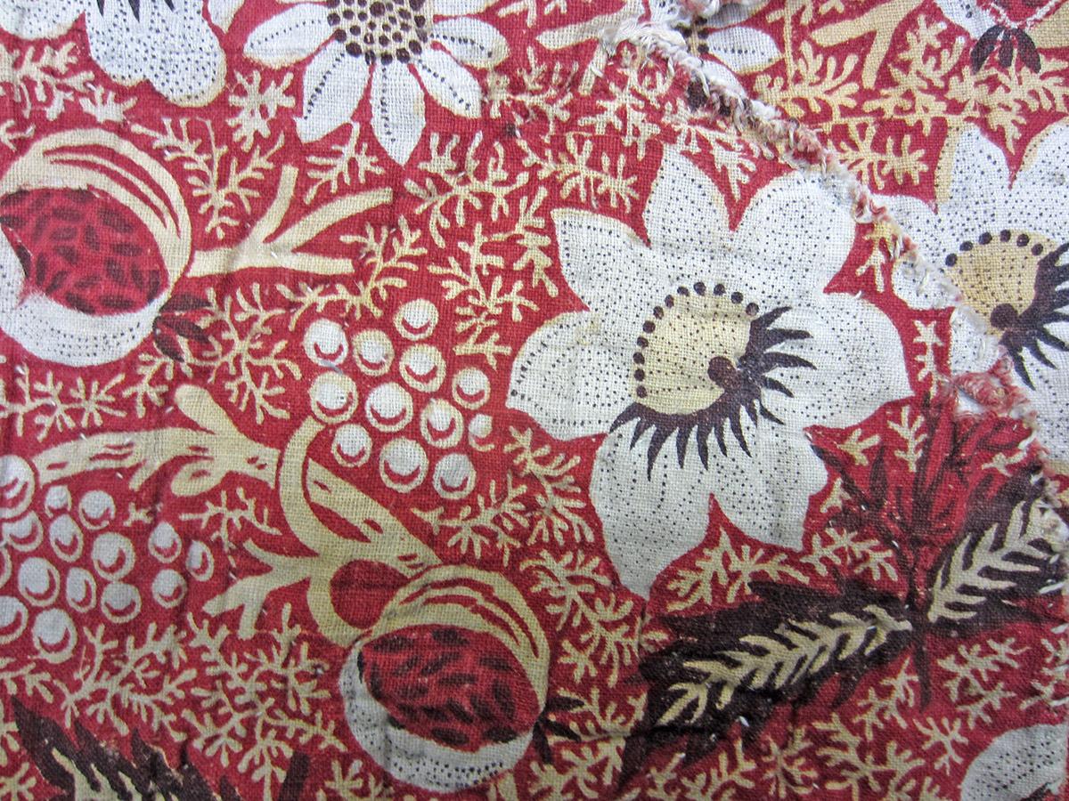 1969.4738 textile, printed detail 2