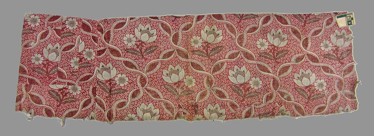 1969.4739 B textile, printed obverse